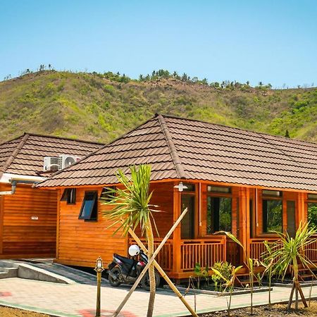 Mandalika Queen Hostel Kuta  Εξωτερικό φωτογραφία